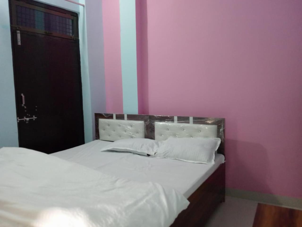 Harsh Home Stay Ayodhya エクステリア 写真